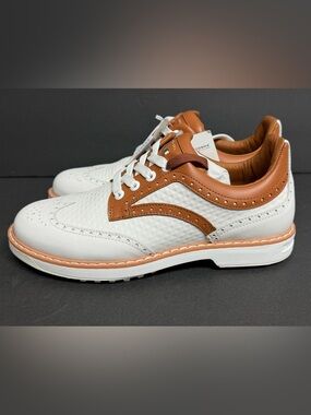 BRAND NEW DUCA DEL COSMA Lazio Women’s Spikeless Golf Shoes 8 White Comfort $239